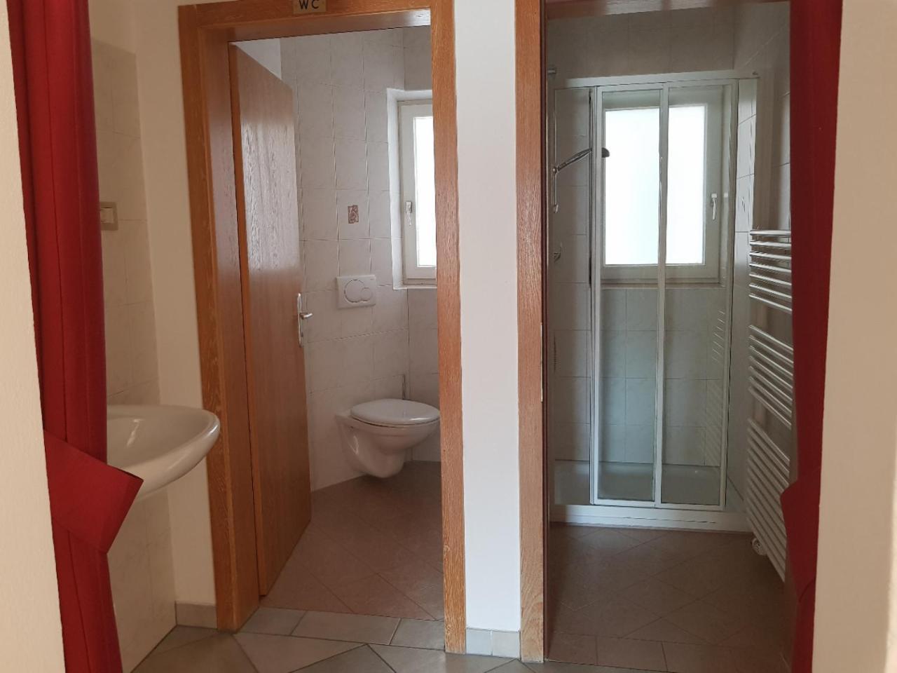 Pension Ortlerblick Malles Venosta Esterno foto